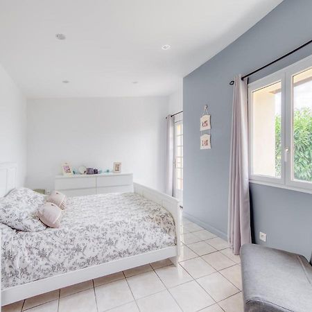 Châtellerault Maison Blanche Piscine Et Petit Dejeuner المظهر الخارجي الصورة