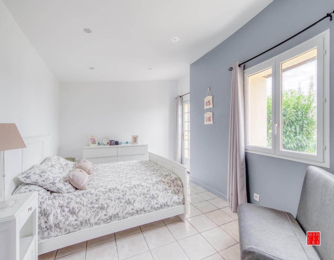 Châtellerault Maison Blanche Piscine Et Petit Dejeuner المظهر الخارجي الصورة